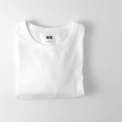 UNIQLO Uの定番Tシャツ