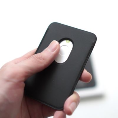 Magsafeウォレットの取り出し方