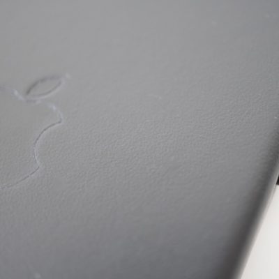 純正レザーケースの革質