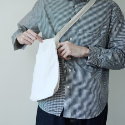 LDKAWAREのバディバッグの着画