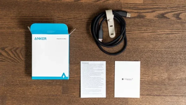 「Anker PowerLine III Flow」の中身