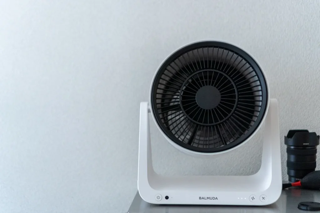 BALMUDA GreenFan C2の正面かrの画像