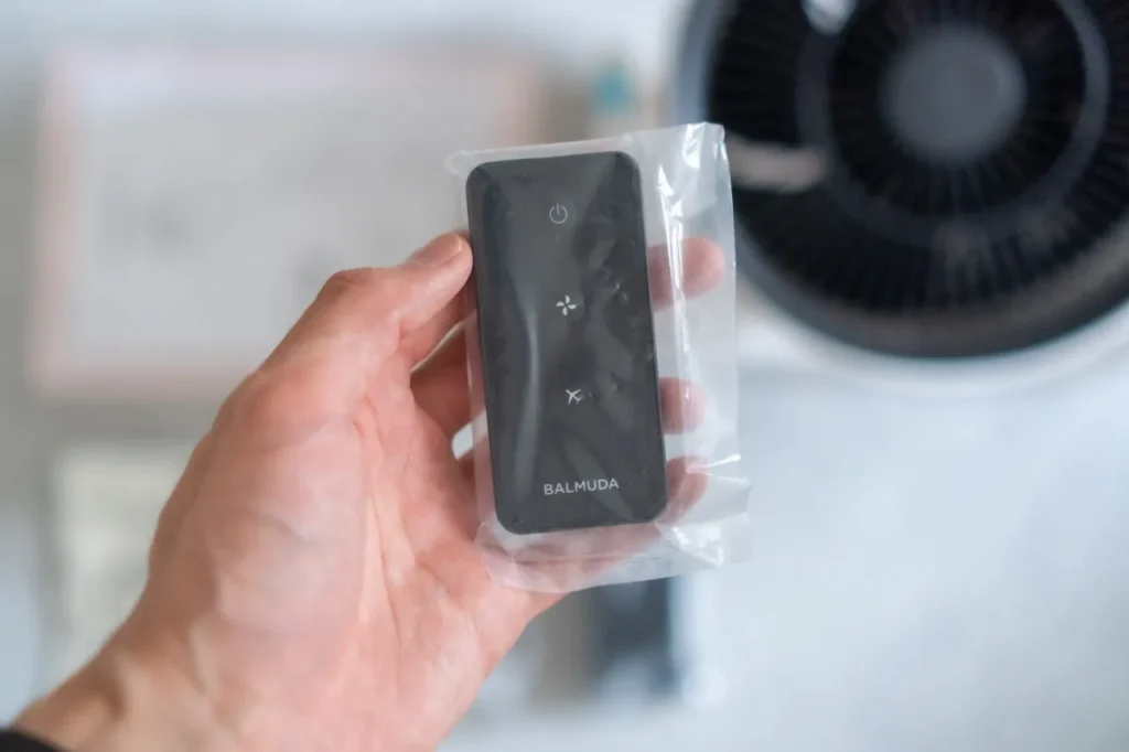 BALMUDA GreenFan C2のリモコンの画像
